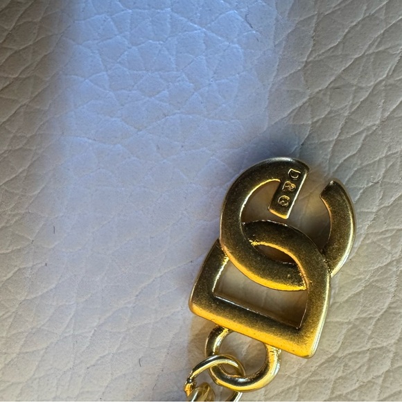 Dolce & Gabbana Gold Logo Chain Necklace - Picture 4 of 9